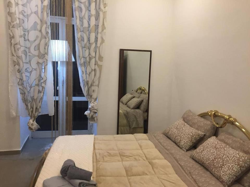 Room Don Carlo Napels Buitenkant foto