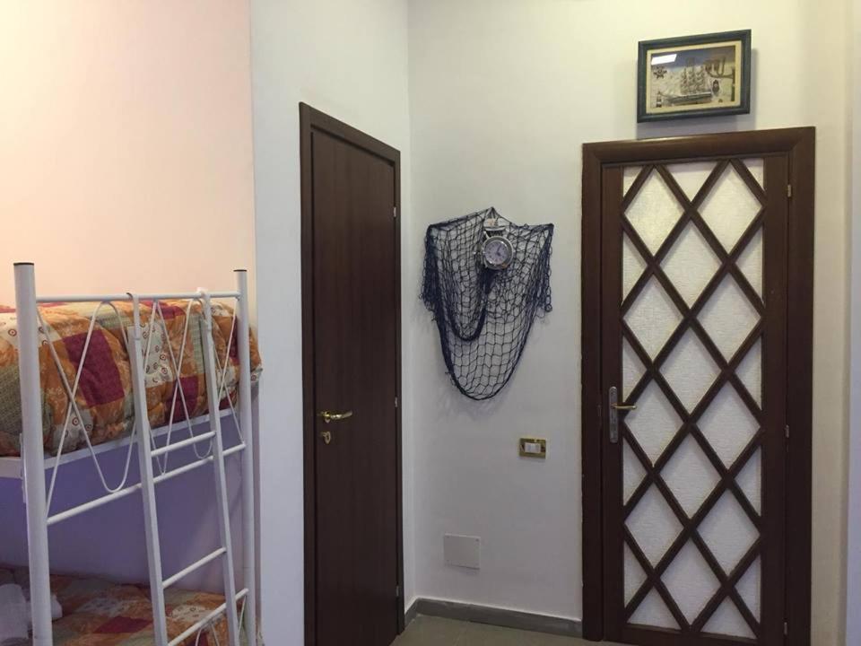 Room Don Carlo Napels Buitenkant foto